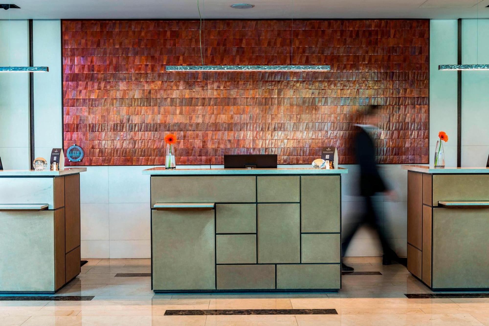 Renaissance Santiago By Marriott Hotel Exterior foto