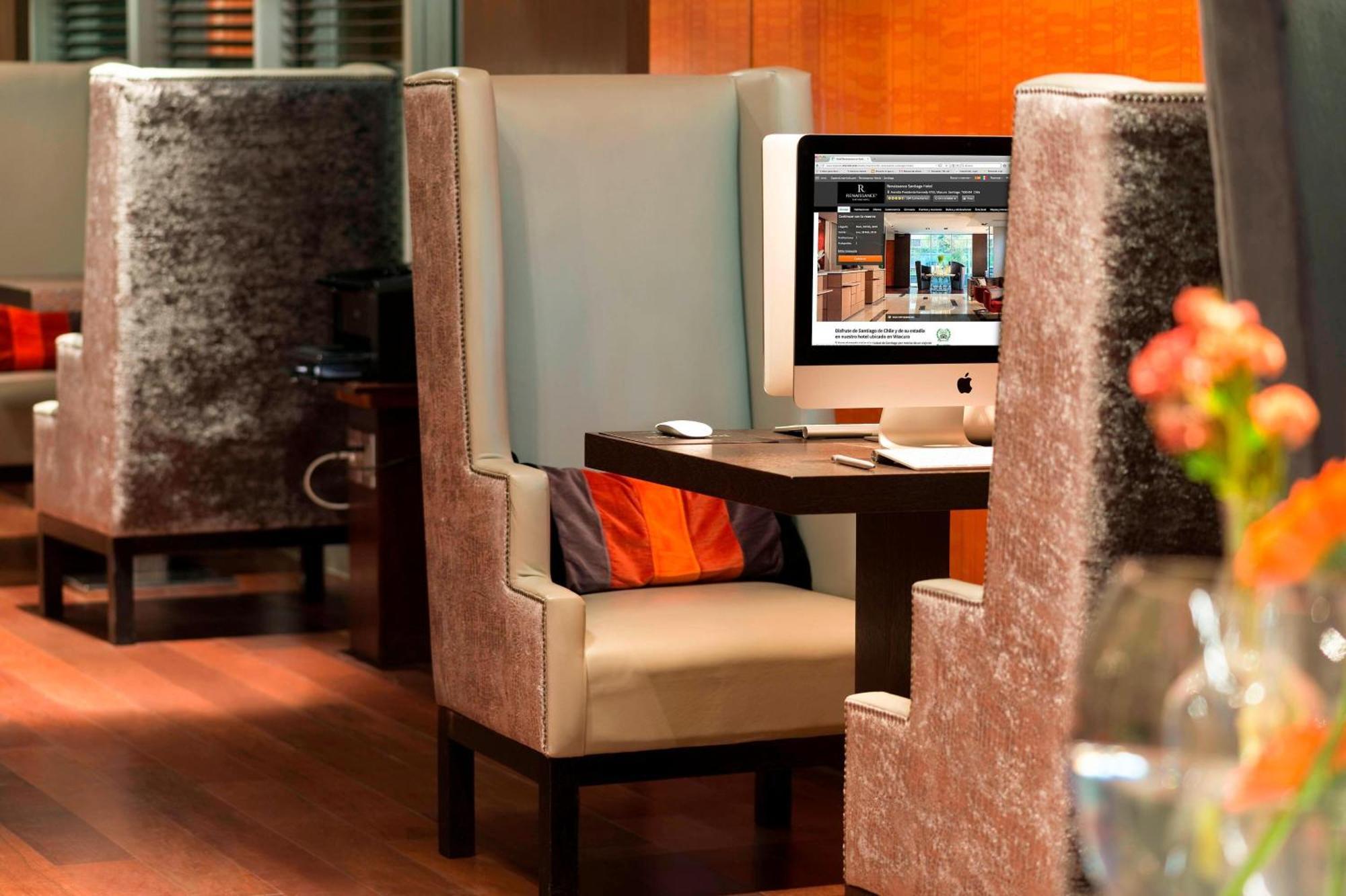 Renaissance Santiago By Marriott Hotel Exterior foto