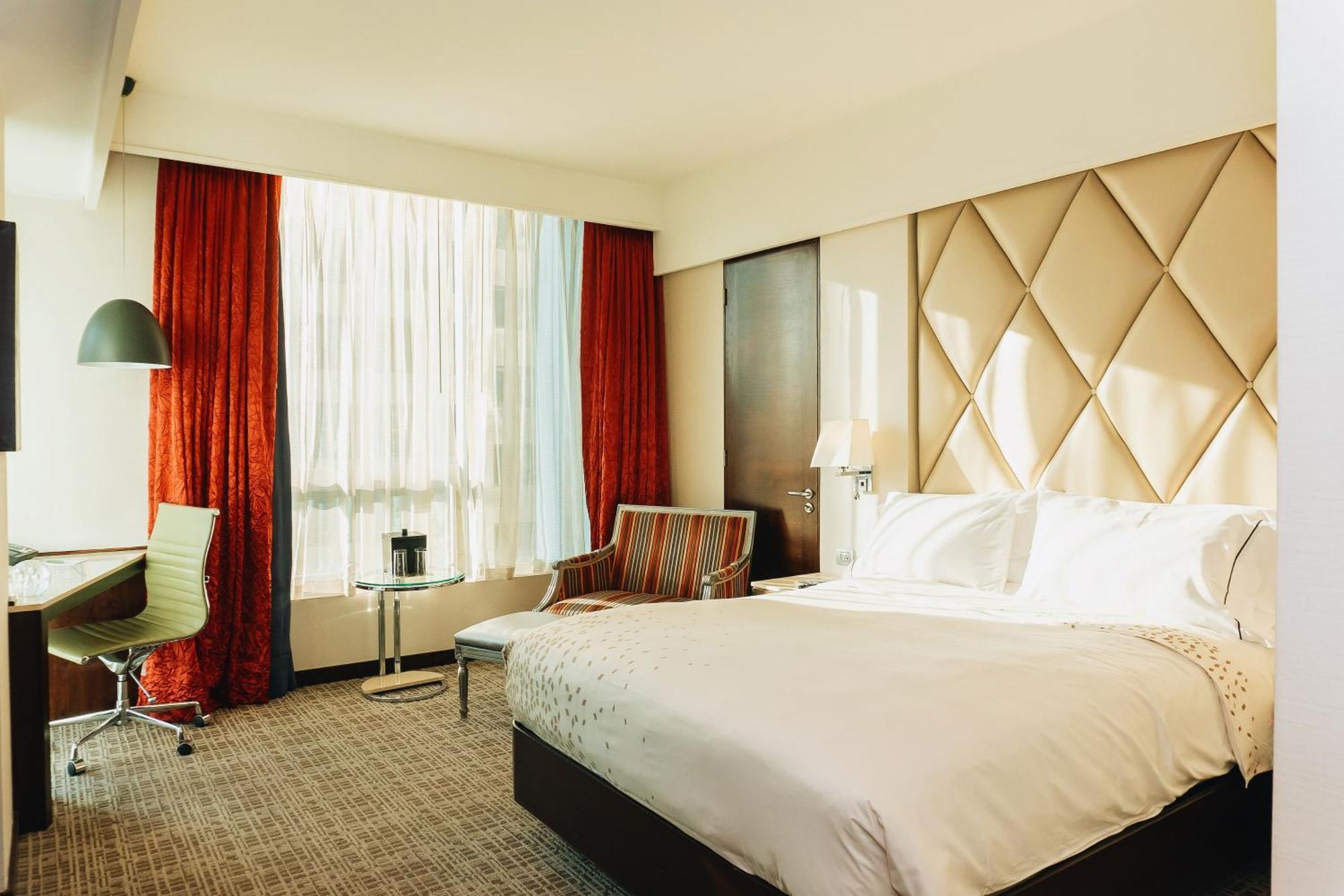 Renaissance Santiago By Marriott Hotel Exterior foto