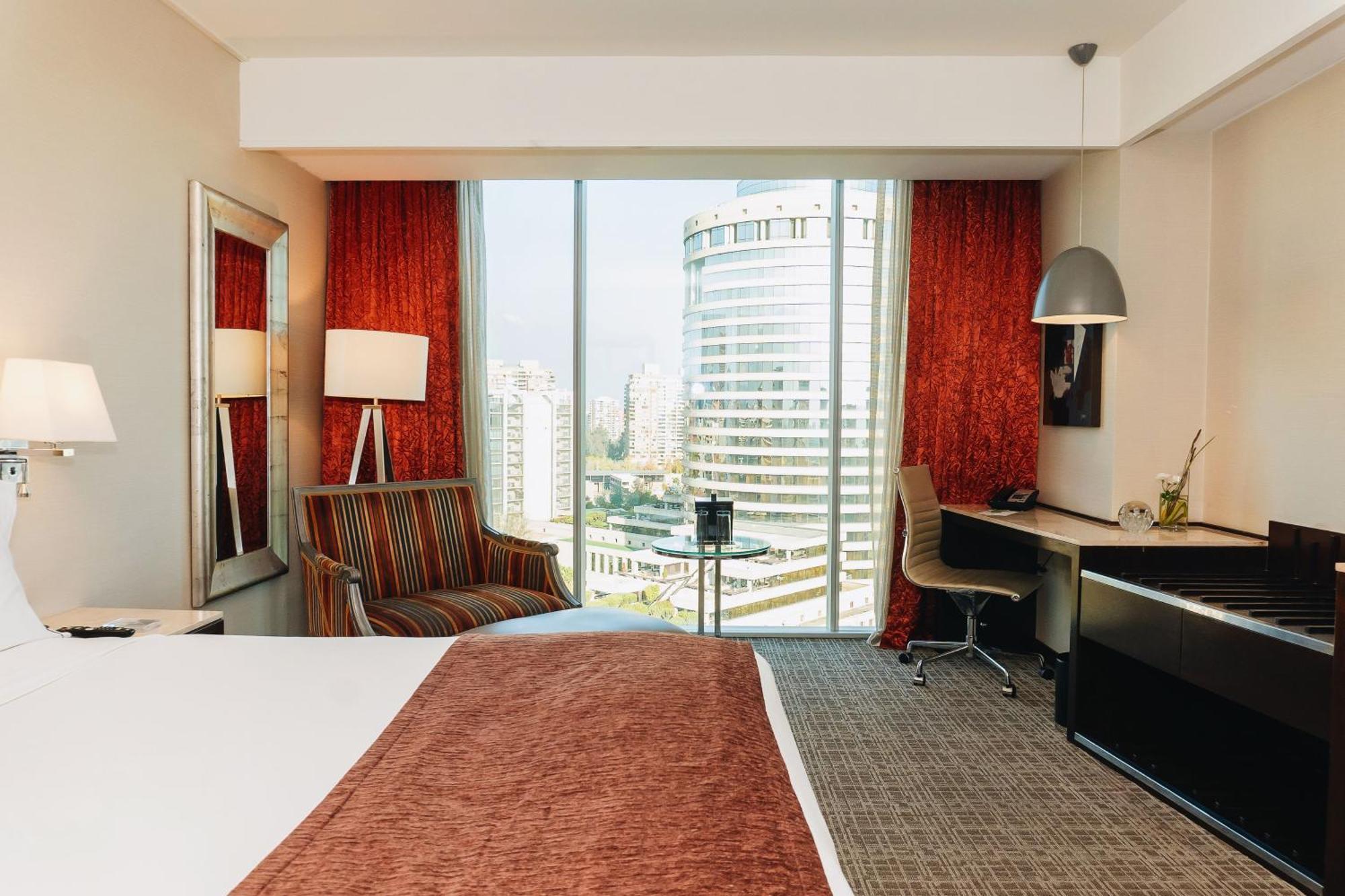 Renaissance Santiago By Marriott Hotel Exterior foto