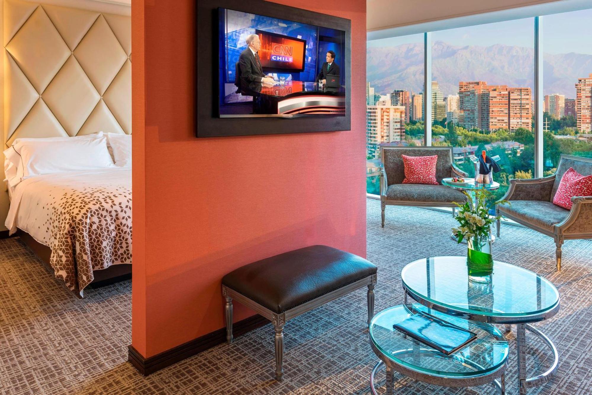 Renaissance Santiago By Marriott Hotel Exterior foto